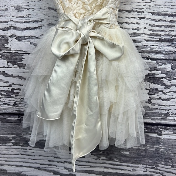 Madeleine Dress Ivory - Size 2T/3T - Picture 9 of 10